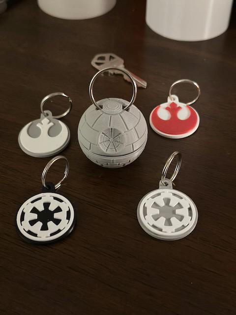 SW - Rebel - Empire - Keychains - Tags