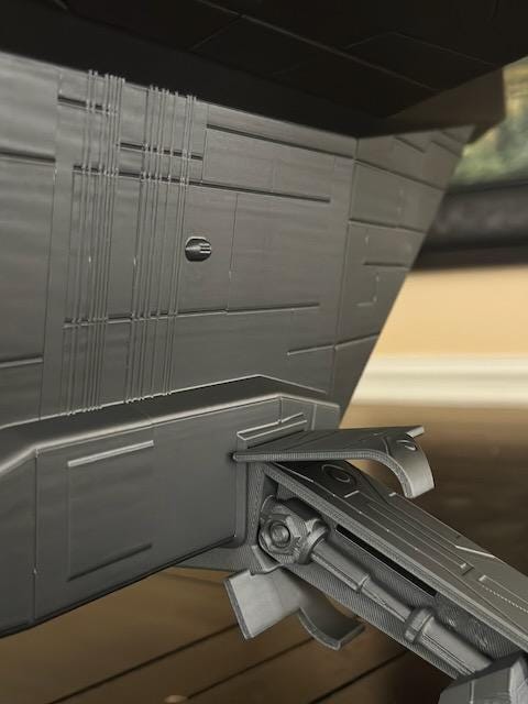 Massive 33 Inch Razor Crest Model | Interlocking Screw-Together Mandalorian Ship | Metallic Silver or Flat Gray Unpainted Toy Prop Kit